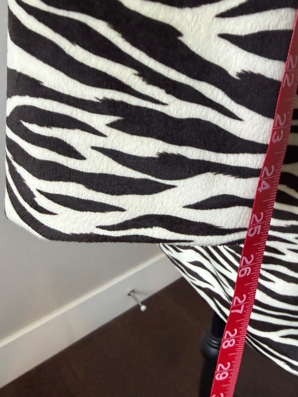 Bernardo Zebra Print Faux Fur Coat Women's XL - Picture 6 of 7